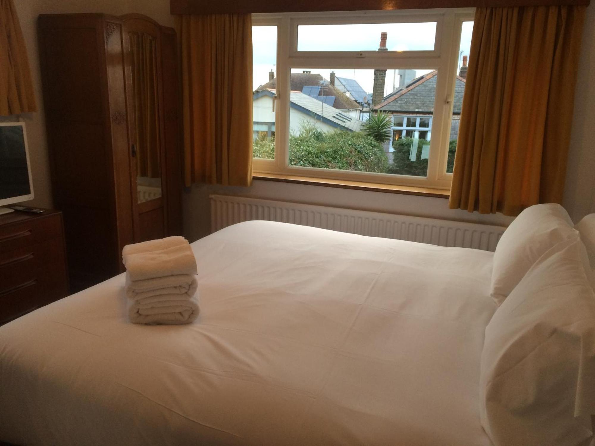 Hotel Continental Whitstable Esterno foto
